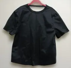 ADORE半袖 Tシャツ バックオープンティシャツのサムネイル