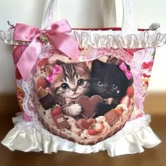 フ*ー様 猫パネル 可愛いいちごショートケーキ猫ちゃん ハートフリル
