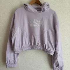 NIKE ショート丈トレーナー　パーカー