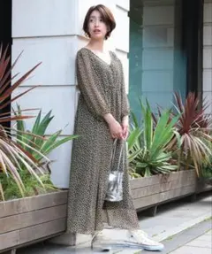 BEAUTY＆YOUTH フラワーマキシワンピ　ロングワンピース　手洗い可　黒