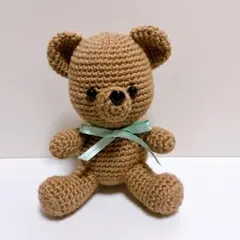【ハンドメイド】あみぐるみ　お座り　くまさん