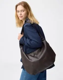 GU コクーンショルダーバッグ ブラウン