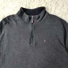 TOMMY HILFIGER　スウェット　ハーフジップ　刺繍ロゴ