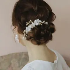 【新品・未使用】ヘッドドレス フラワー(ホワイト/シルバー)