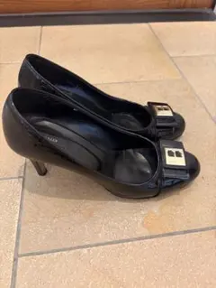 BALLY パンプス 黒のサムネイル