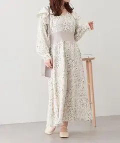 ナイスクラップ　肩フリルロングワンピース　花柄