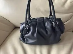バック　黒
