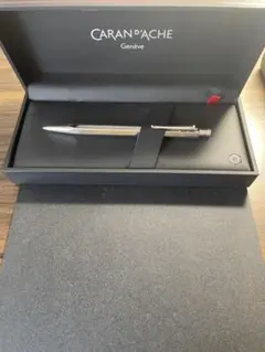 Caran d'Ache ボールペン 新型 刻印なし シェブロン カランダッシュ