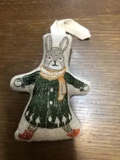 コーラルアンドタスク オーナメント ウサギ
