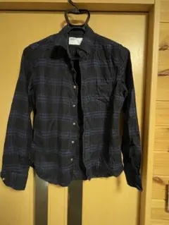コットン長袖シャツ 黒と青のチェック柄　チャオパニック