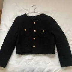 黒いファークロップドジャケット