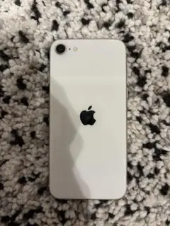 Apple iPhoneSE 第3世代64GB ホワイト 本体