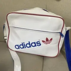 adidas originals ショルダーバッグ　white 白