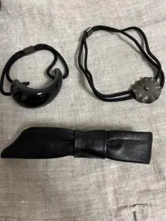 コレットマルーフ　ヘアゴム2点　レザーリボンバレッタのサムネイル