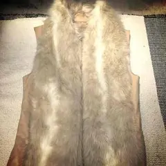 ♡リゼクシー フェイクレザー ファーベスト♡ほぼ新品