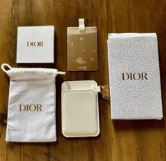 ディオール Dior プラチナ会員 シーズナルギフト 2026 フォンミラーのサムネイル