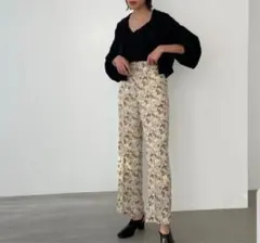 willfully ウィルフリー　パンツのサムネイル