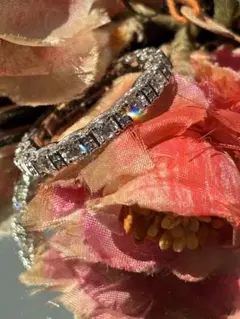 De Beers デビアス ダイヤモンド フルエタニテ 8号 イエローダイヤ 