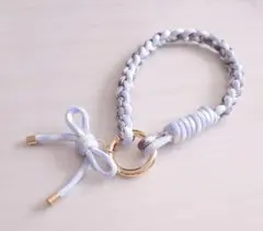 パラコード♡スマホストラップ♡ハンドストラップ♡リボンチャーム付き♡