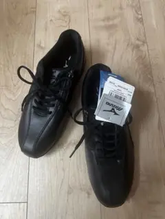【新品】Mizuno ミズノ 黒　スニーカー　サイドジップ ウォーキング　26