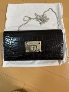 CHARLES & KEITH クロコダイル型押し パーティーバッグ