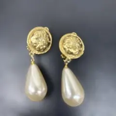 ゴールドトーン パール風ドロップイヤリング