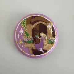 ディズニー 刺繍缶バッジ ラプンツェル