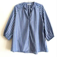 Lugnoncure 青と白のストライプ 七分袖　シャツ