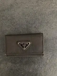 プラダキーケースダークブラウンユニセックス