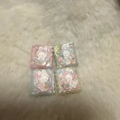 アクリルビーズ4個