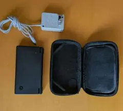 ニンテンドーDS i本体 充電器 ケース付き