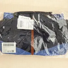 新品タグ付★BREEZE★撥水加工 カラバリウィンドブレーカー ネイビー/110