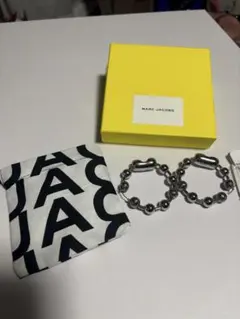 新品未使用　MARC JACOBS マークジェイコブス　フープピアス