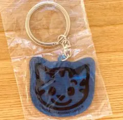 猫の顔 アクリルキーホルダー