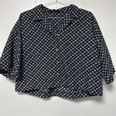 値下げ◇美品◇JEANASIS 花柄 半袖シャツ(ブラック×ブルー)