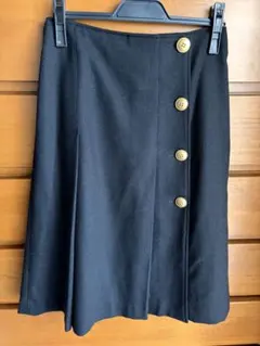 ブルーレーベルクレストブリッジ★黒スカート ￼赤チェック 38