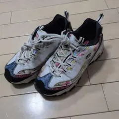 SKECHERS　スパイクレス　ゴルフシューズ
