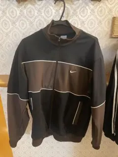 Nike トラックジャケット　ダークブラウン×ブラック