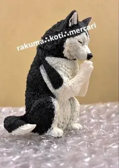 新品【１個 】シベリアンハスキー 合掌 匠 犬拝 祈り エール 応援 フィギュアのサムネイル