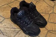 New Balance M1000
