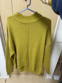 マスタード ハイネック ニット セーター