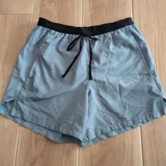 Nike Running Division ショートパンツ