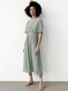 ZARA プリーツミディ丈ワンピース XL