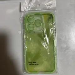 iPhone 15 Pro ケース グリーン ラメ入り