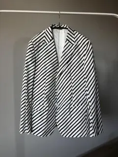 Dolce and Gabbana ストライプスーツ