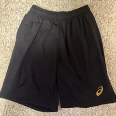 アシックス 黒 ショートパンツ