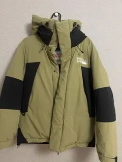 FIRST DOWN フード付きダウンジャケット