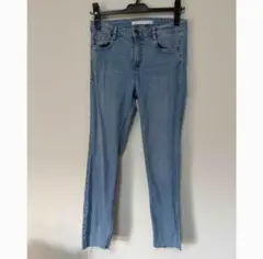 ZARA デニムパンツ