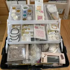 ハンドメイドアクセサリー・レジン素材パーツセット