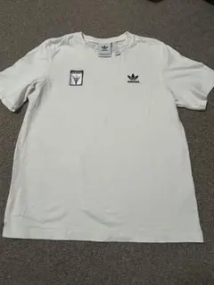 adidas ホワイト Tシャツ Sサイズ